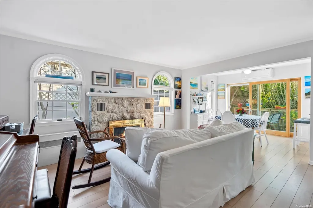 6 Neptune Road Rocky Point NY 11778