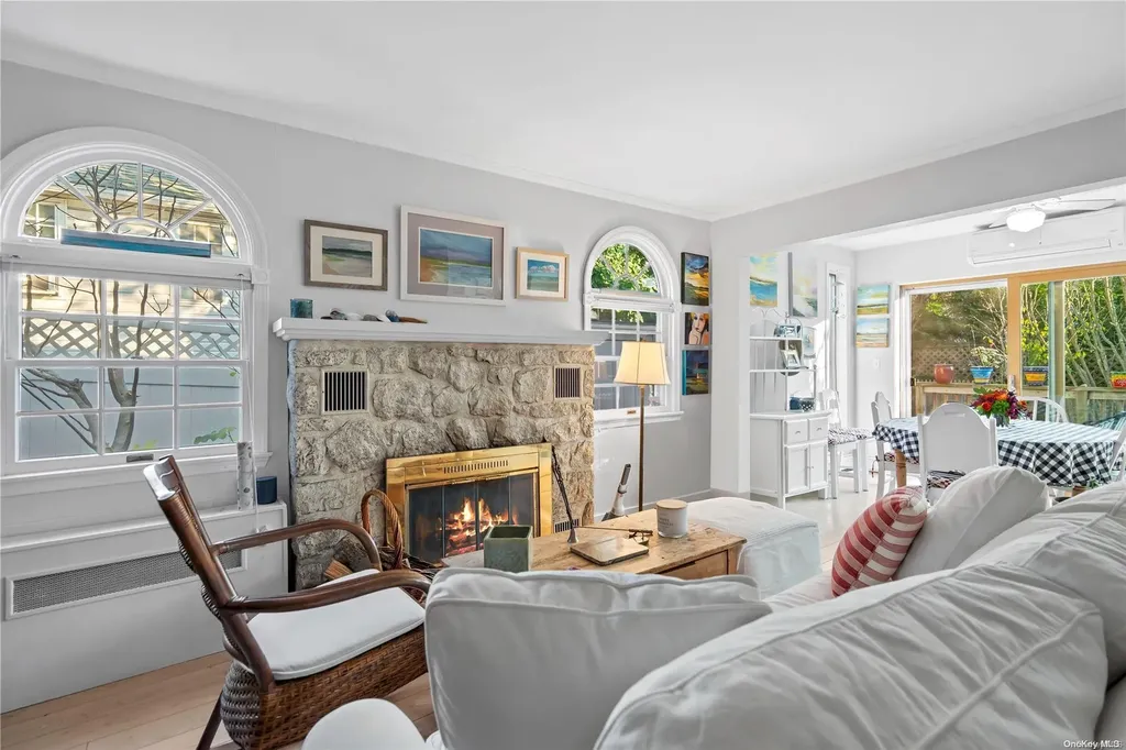 6 Neptune Road Rocky Point NY 11778
