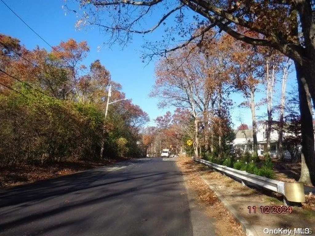 242 Lawrence Road Kings Park NY 11754