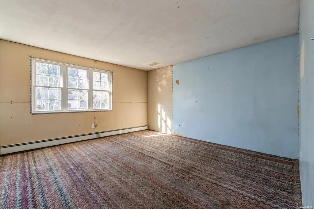 7 Highview Lane Ridge NY 11961