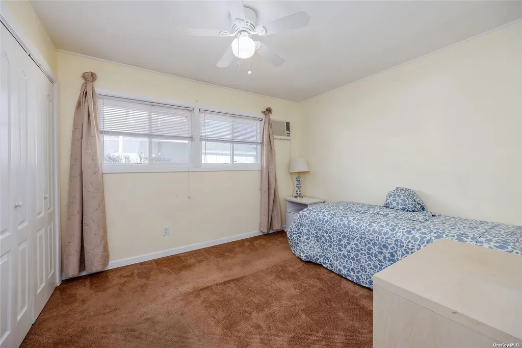 77 Weidner Avenue Oceanside NY 11572