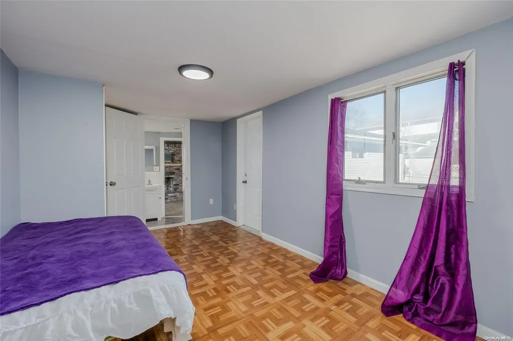 77 Weidner Avenue Oceanside NY 11572