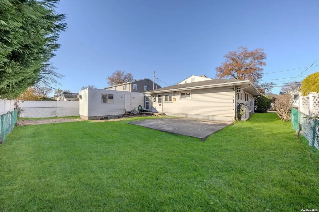 77 Weidner Avenue Oceanside NY 11572