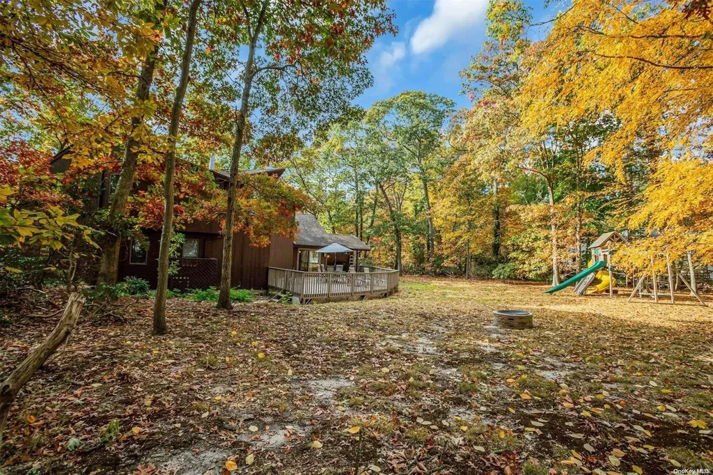 45 Roundabout Road Smithtown NY 11787