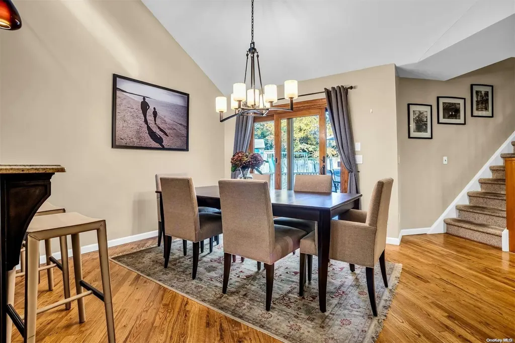 45 Roundabout Road Smithtown NY 11787