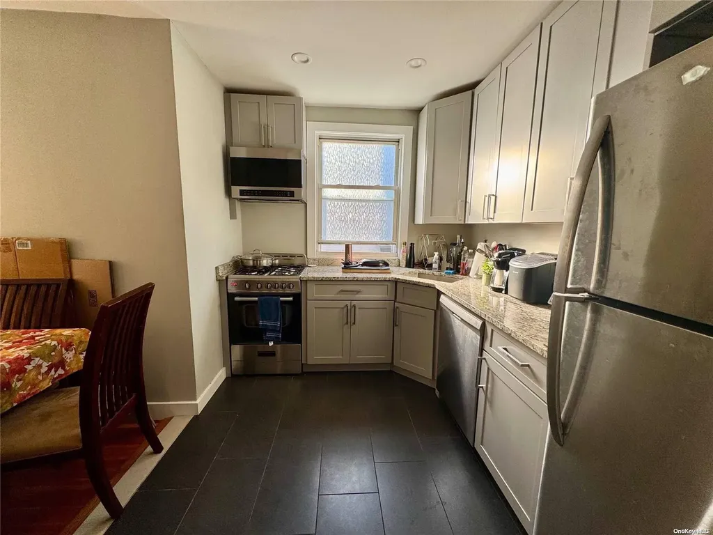 248 E Broadway Long Beach NY 11561