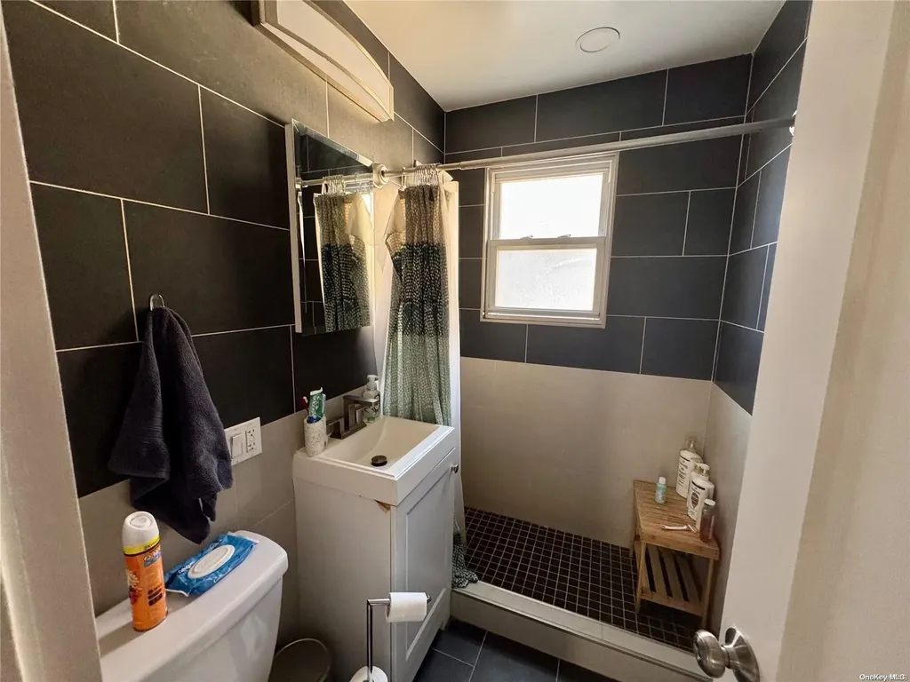 248 E Broadway Long Beach NY 11561