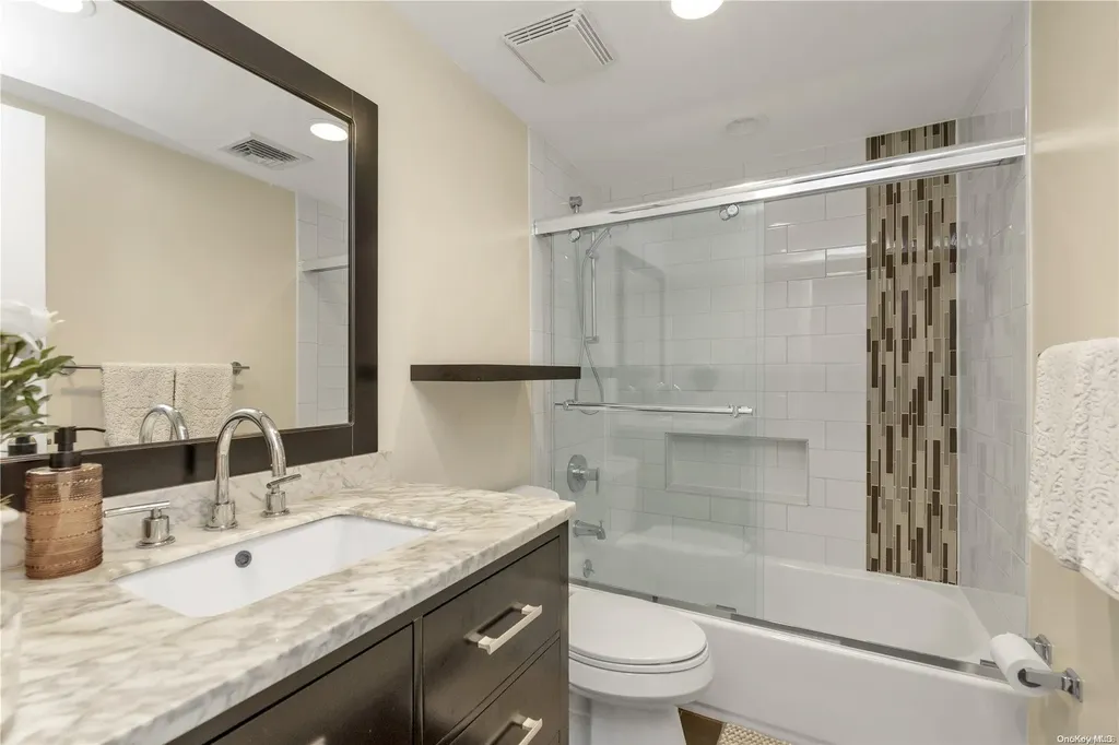 51 Crandall Drive Mineola NY 11501