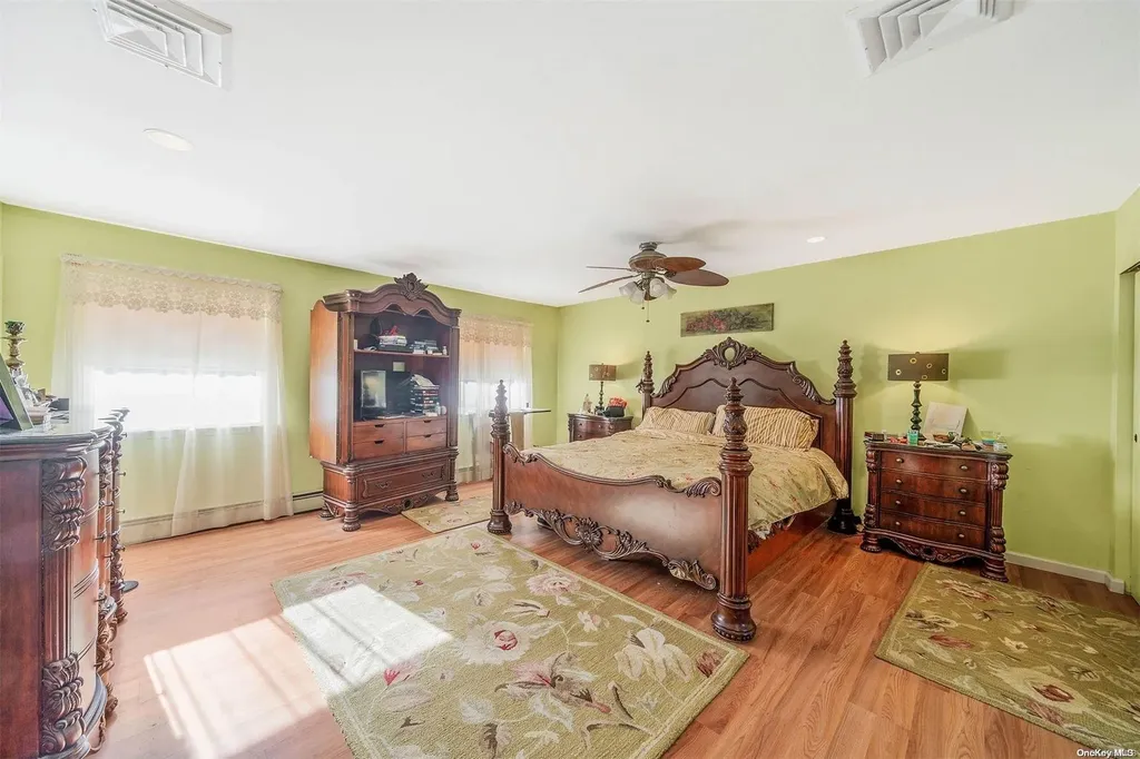 54 W Denis Lane Coram NY 11727