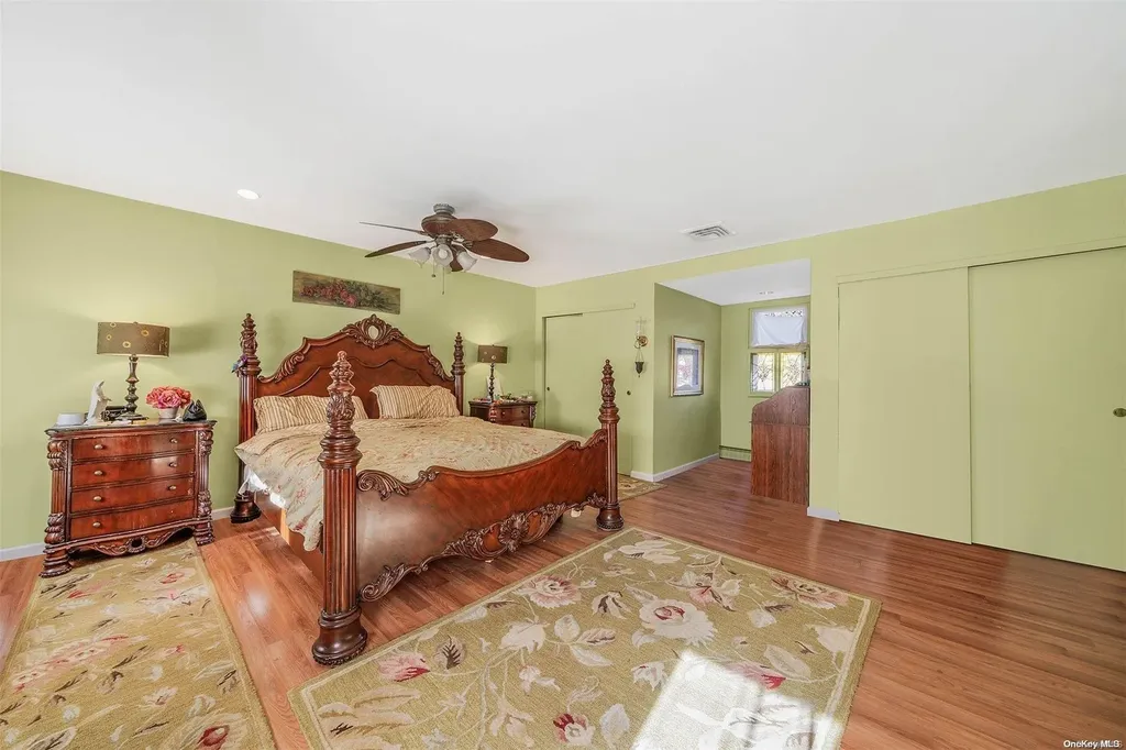 54 W Denis Lane Coram NY 11727