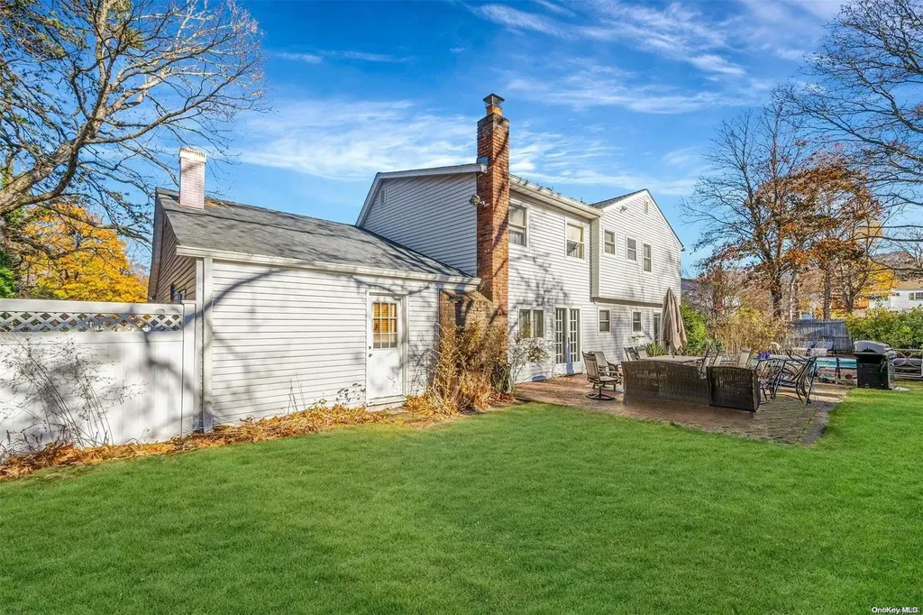 54 W Denis Lane Coram NY 11727