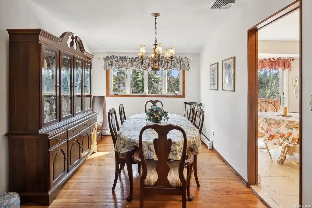 9 North Avenue Smithtown NY 11787