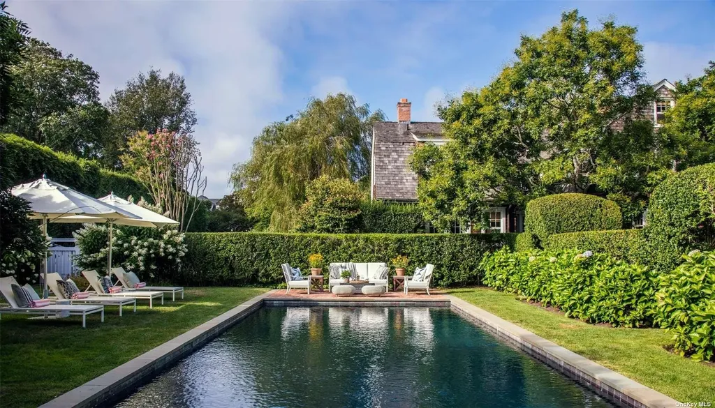 47 Huntting Lane East Hampton NY 11937
