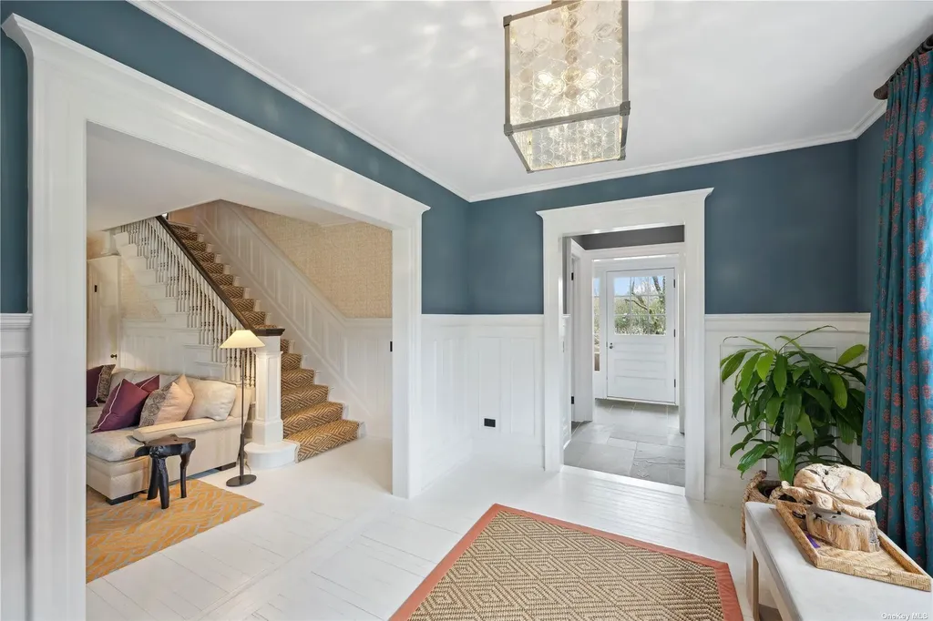 47 Huntting Lane East Hampton NY 11937