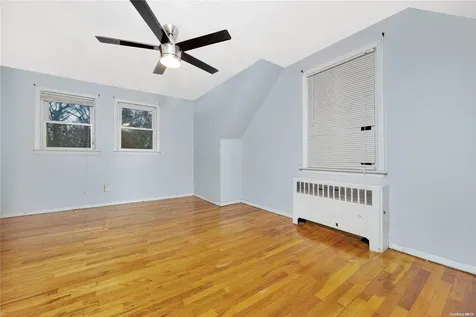 521 18th Street West Babylon NY 11704