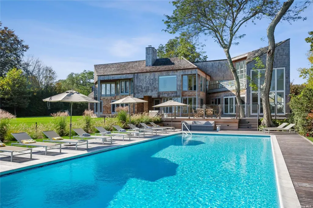 33 Ocean Avenue East Hampton NY 11937