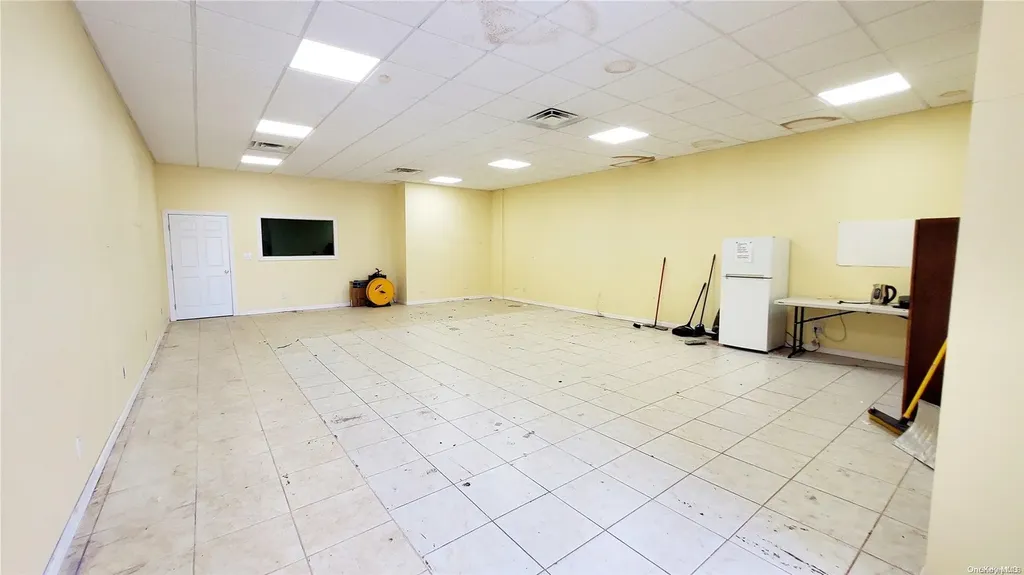 55 Broadway Hicksville NY 11801