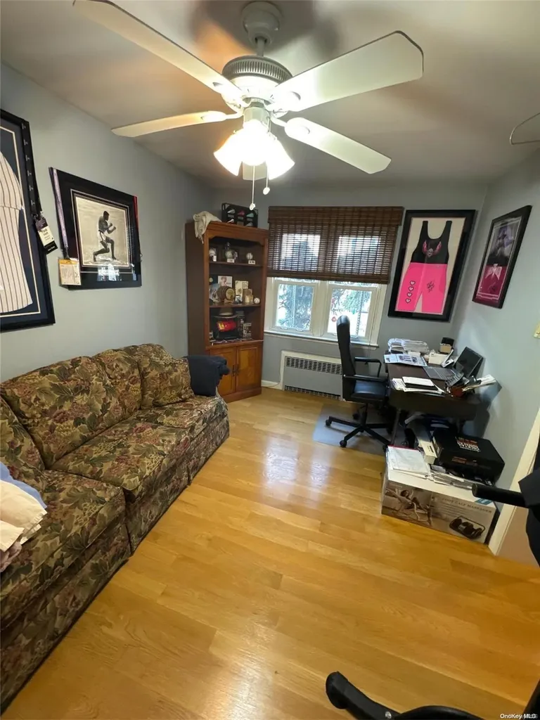 255 Spring Street Lawrence NY 11559