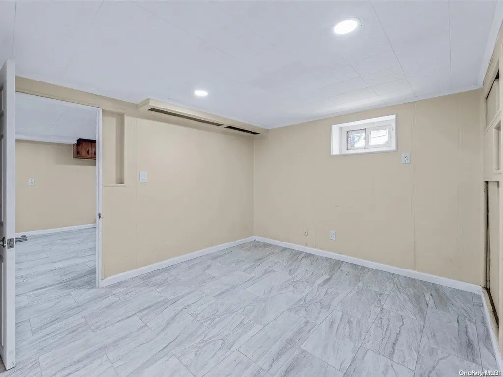 245 Rockaway Parkway Valley Stream NY 11580