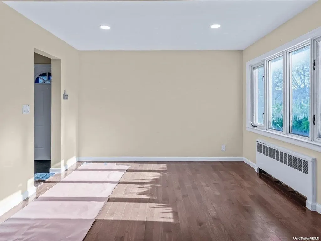245 Rockaway Parkway Valley Stream NY 11580