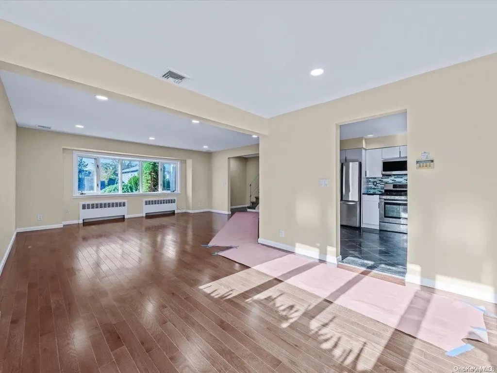 245 Rockaway Parkway Valley Stream NY 11580