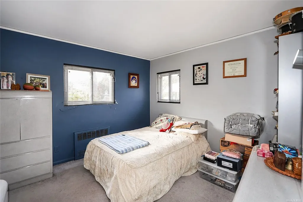 20 Rolling Hill Road Old Westbury NY 11568
