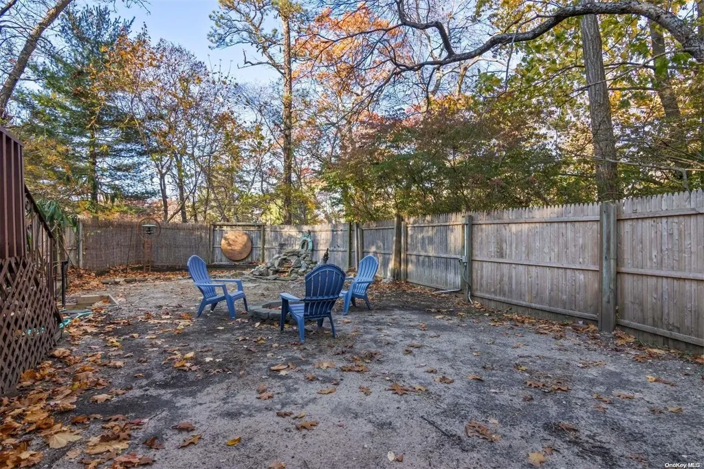 17 Overhill Road Shoreham NY 11786