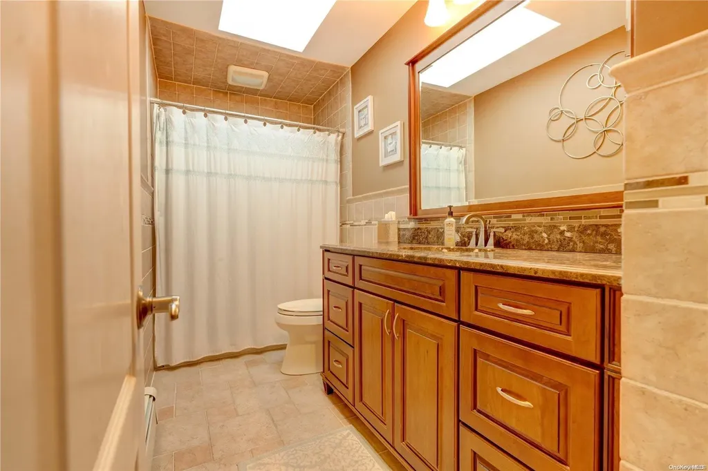 20 Gates Avenue Plainview NY 11803