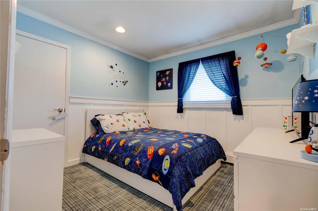 20 Gates Avenue Plainview NY 11803