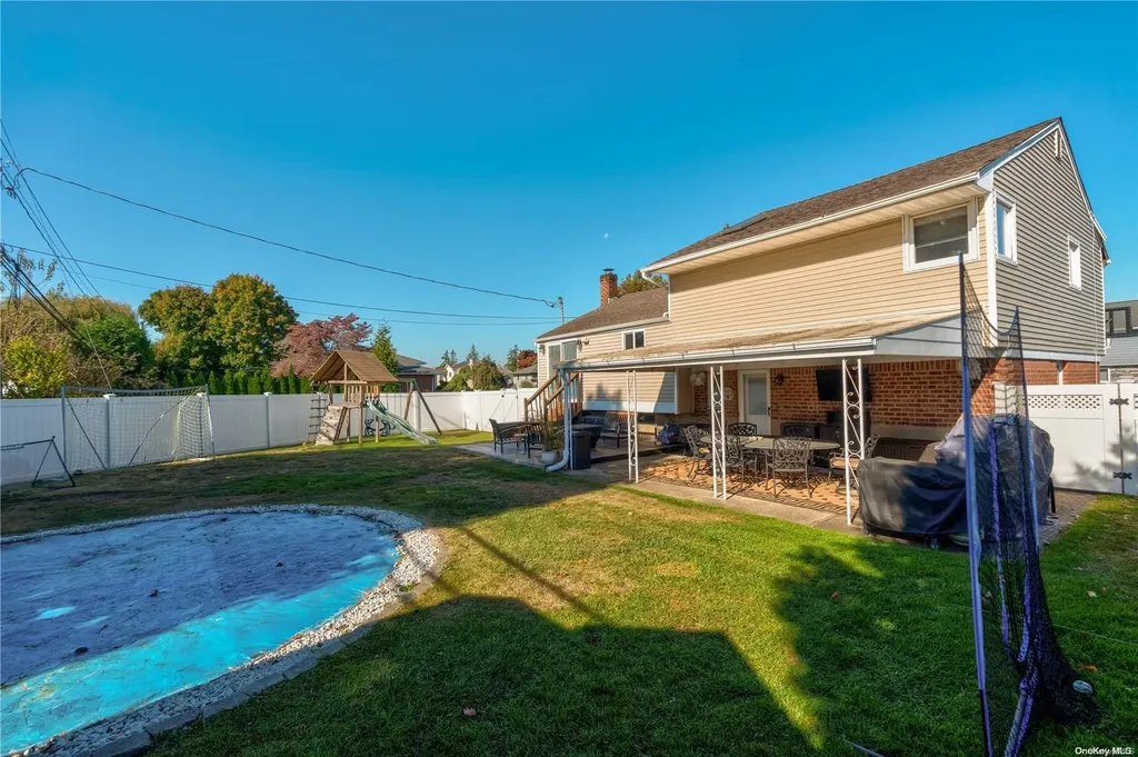 20 Gates Avenue Plainview NY 11803