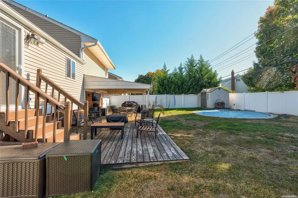 20 Gates Avenue Plainview NY 11803