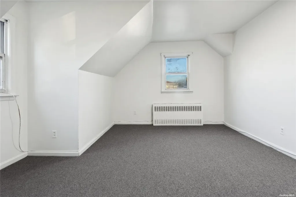 1379 E Street Elmont NY 11003