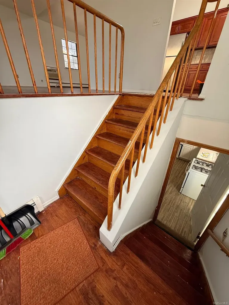51 Manor Road Valley Stream NY 11580