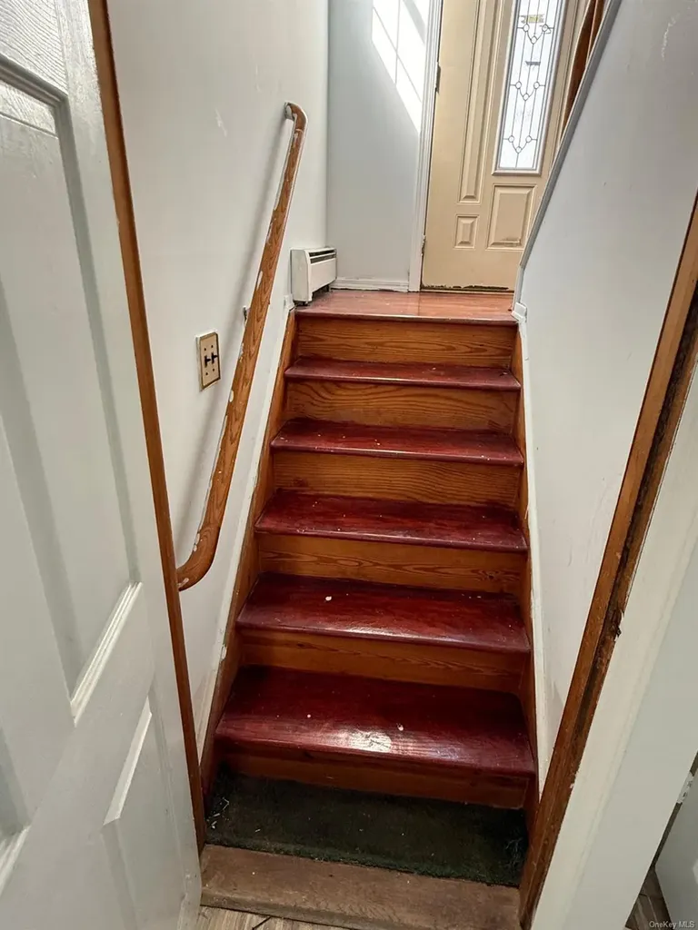 51 Manor Road Valley Stream NY 11580