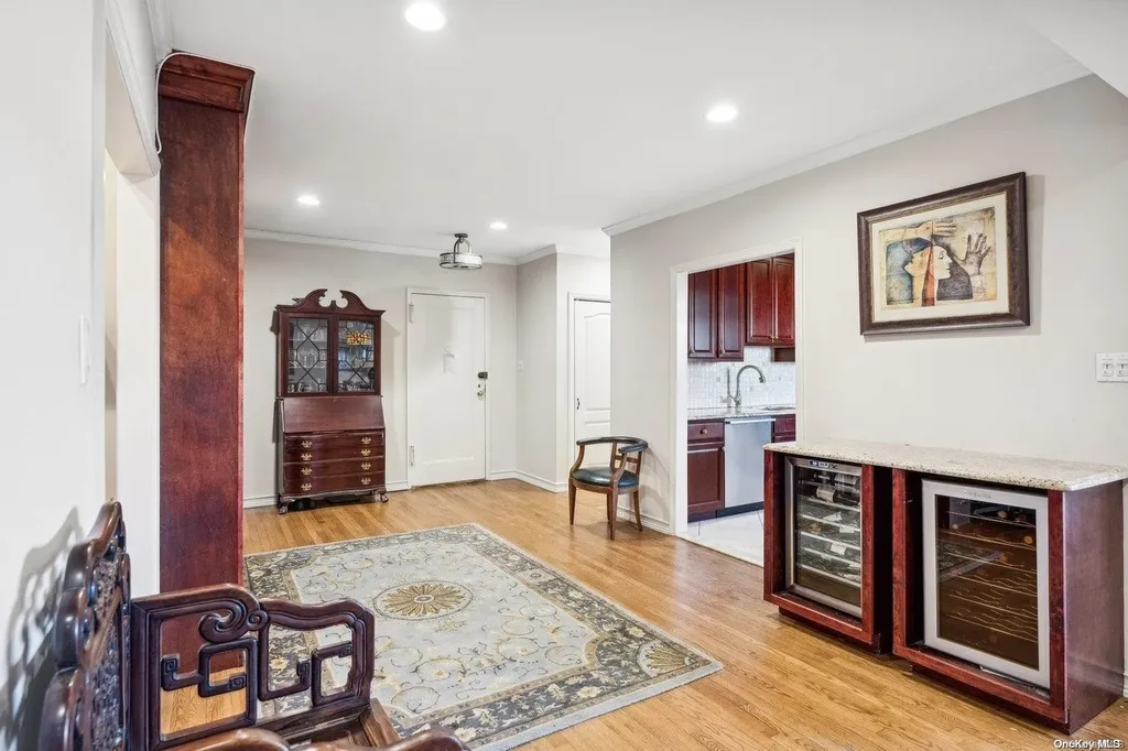 162-41 Powells Cove Boulevard Beechhurst NY 11357