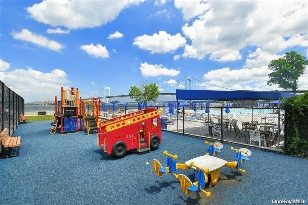 162-41 Powells Cove Boulevard Beechhurst NY 11357