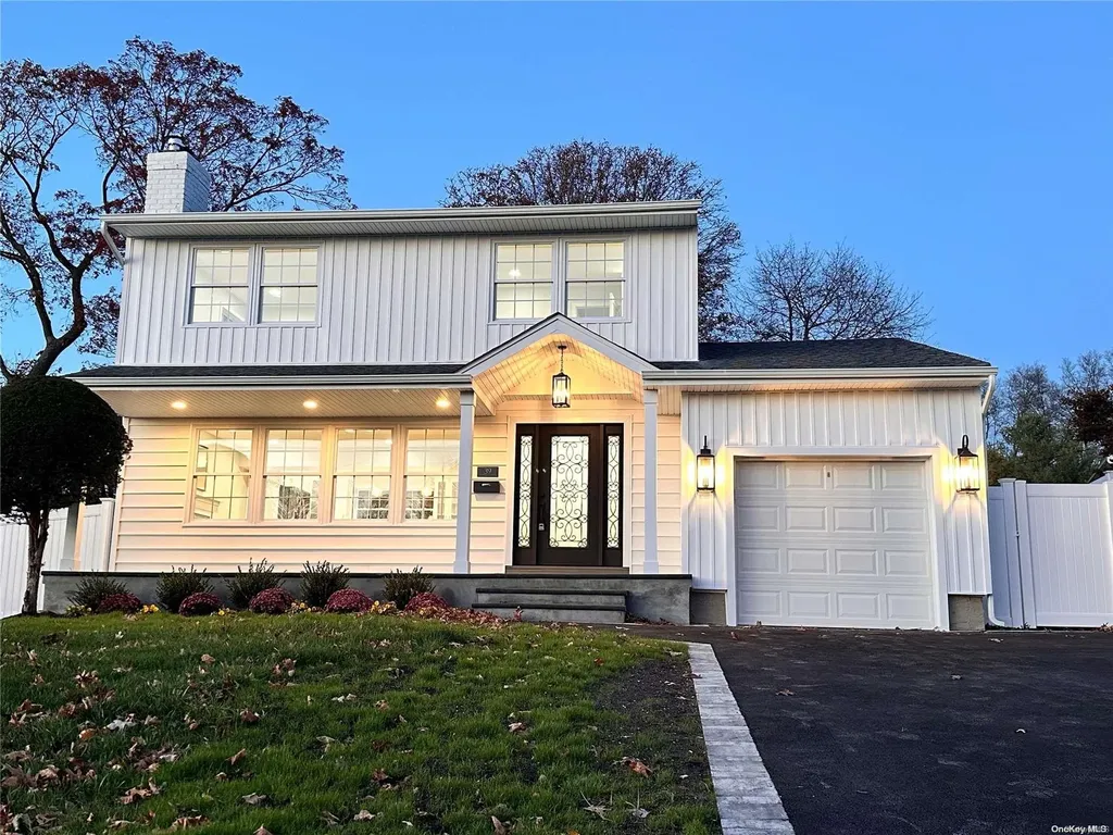 39 Rensselaer Drive Commack NY 11725