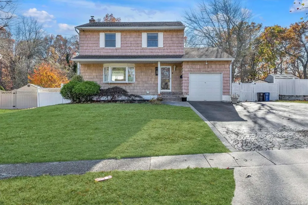 58 Rensselaer Drive Commack NY 11725