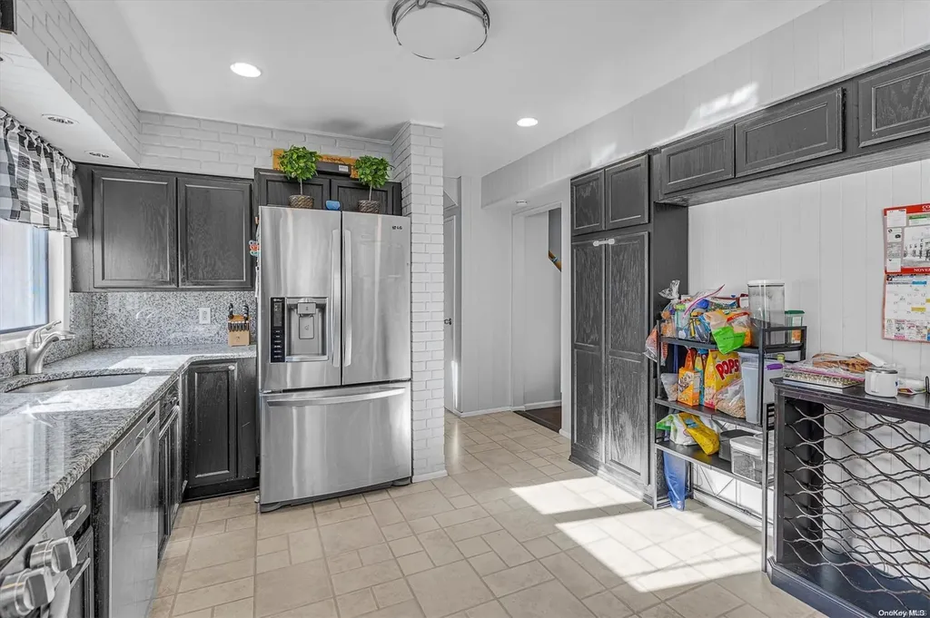 58 Rensselaer Drive Commack NY 11725
