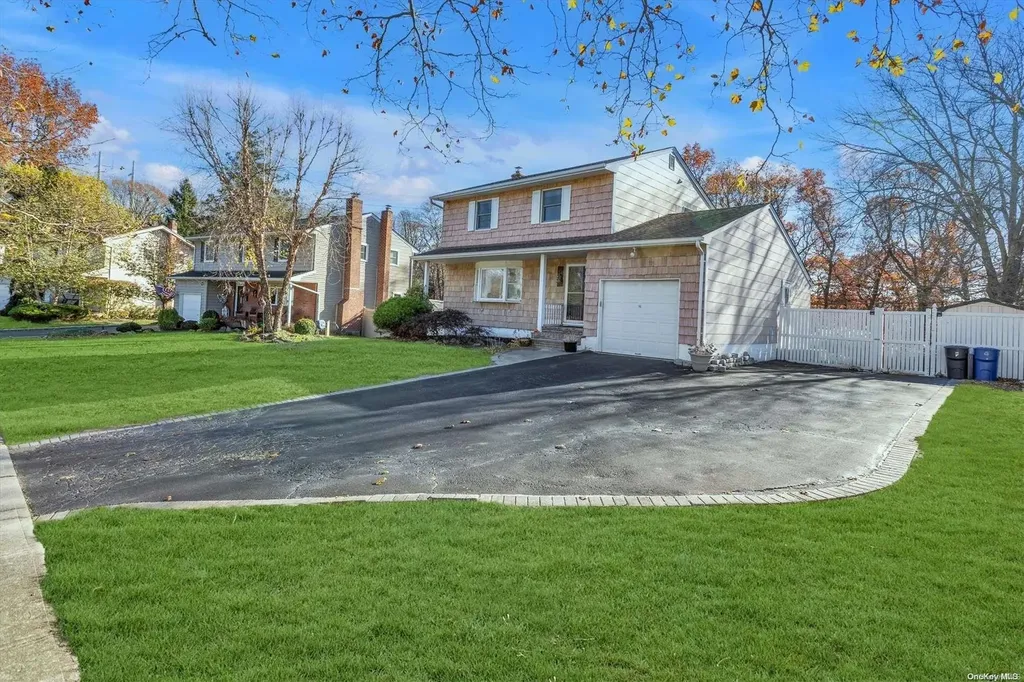 58 Rensselaer Drive Commack NY 11725