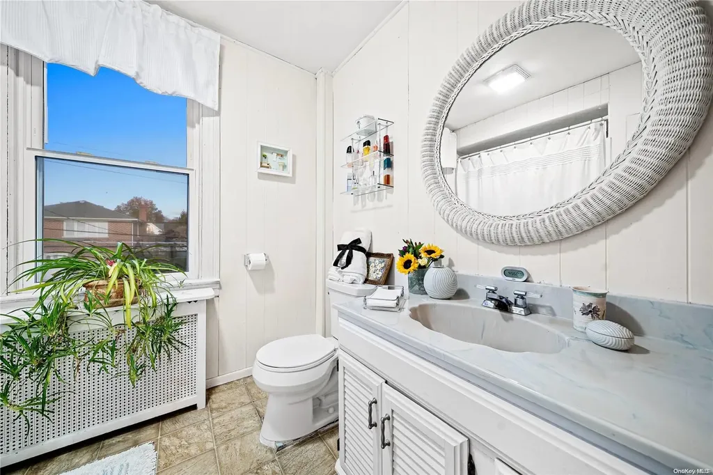 361 Horton Highway Mineola NY 11501
