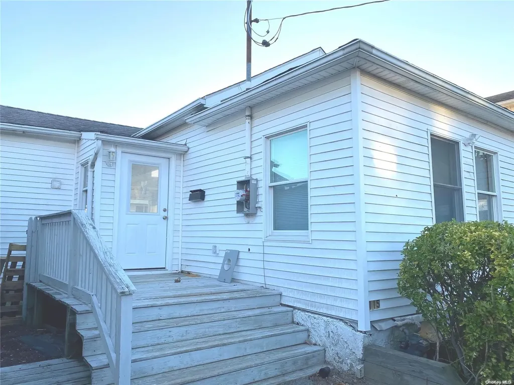115 Barbara Road Bellmore NY 11710