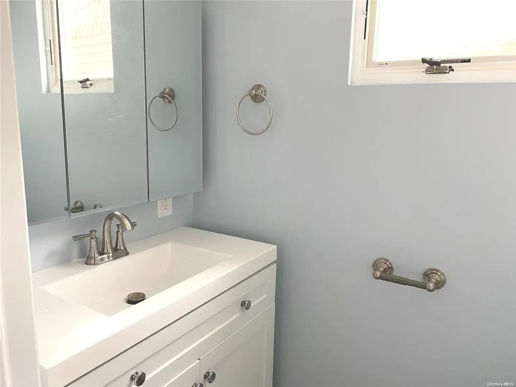 115 Barbara Road Bellmore NY 11710