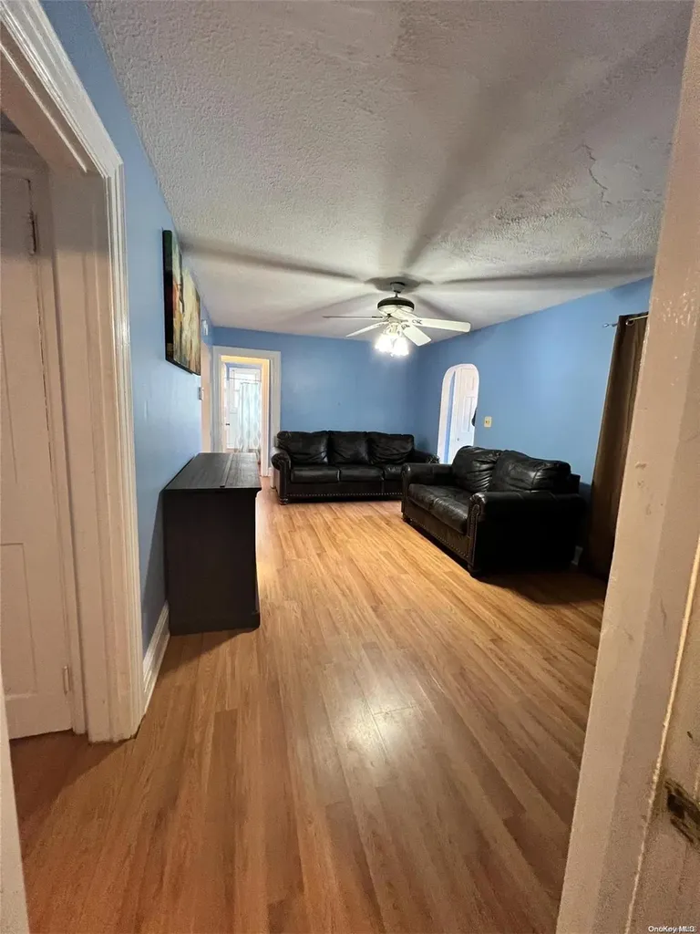 352 Howells Road Bay Shore NY 11706