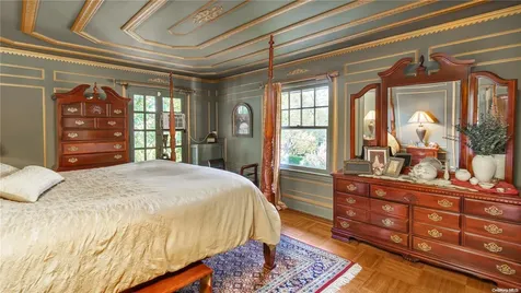 670 James Street Pelham NY 10803