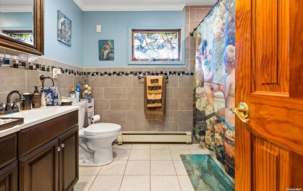 53 Arlyn Drive E Massapequa NY 11758