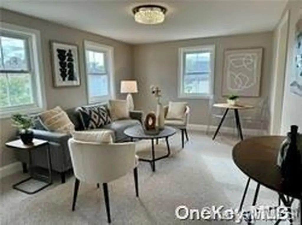 39 Pearl Street Patchogue NY 11772