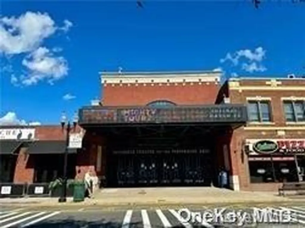 39 Pearl Street Patchogue NY 11772