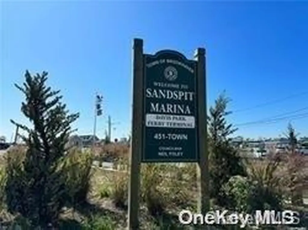 39 Pearl Street Patchogue NY 11772