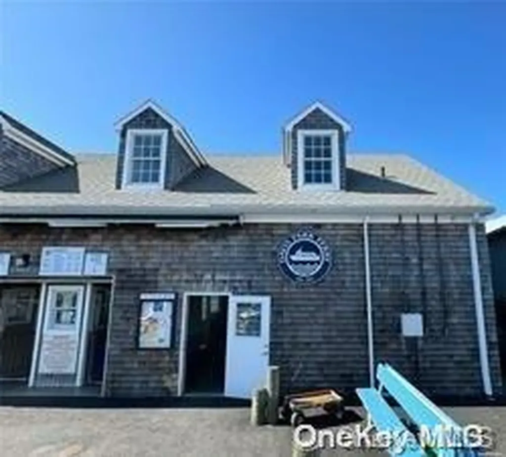 39 Pearl Street Patchogue NY 11772